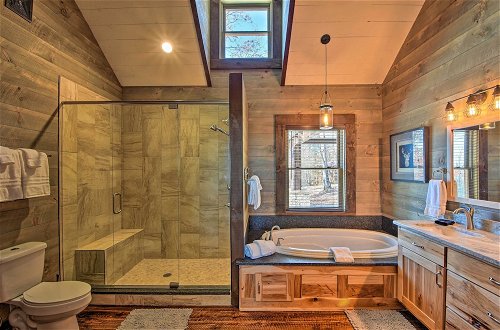 Photo 24 - Luxurious Mountain Getaway w/ Game Room + Hot Tub