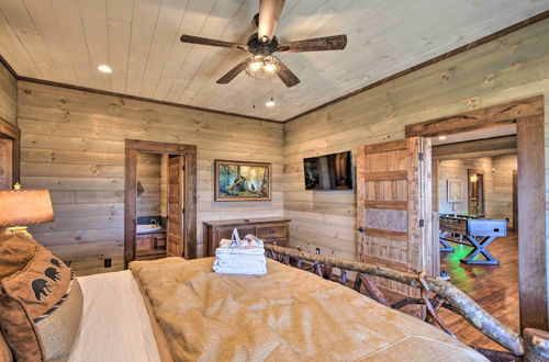 Photo 9 - Luxurious Mountain Getaway w/ Game Room + Hot Tub