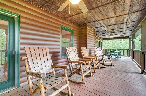 Foto 17 - Spacious Hiawassee Cabin w/ Porch & Mtn View