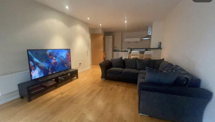 Foto 1 - Remarkable 2-bed Apartment in Leeds