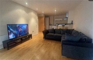 Foto 1 - Remarkable 2-bed Apartment in Leeds