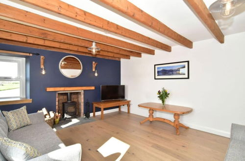 Photo 9 - Impeccable 2-bed Cottage in Johnshaven