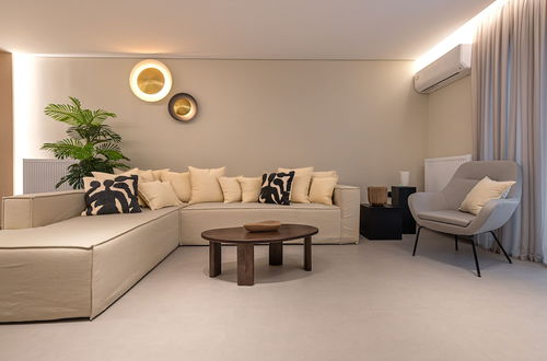 Photo 11 - Phaedrus Living: Luxury Modern City Flat Koukaki