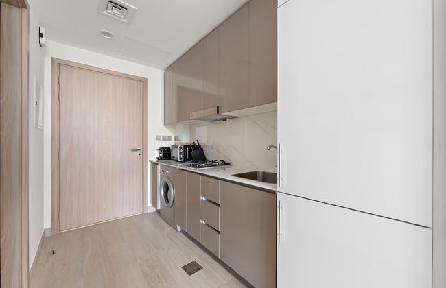 WelHome - Your Dubai Getaway: Cozy Studio at Azizi Rivera 4 - Foto 10