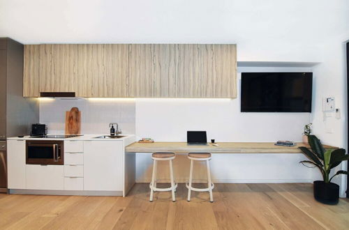 Foto 2 - Bright + Modern Apt on Acland in Heart of St Kilda