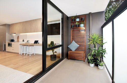 Foto 14 - Bright + Modern Apt on Acland in Heart of St Kilda