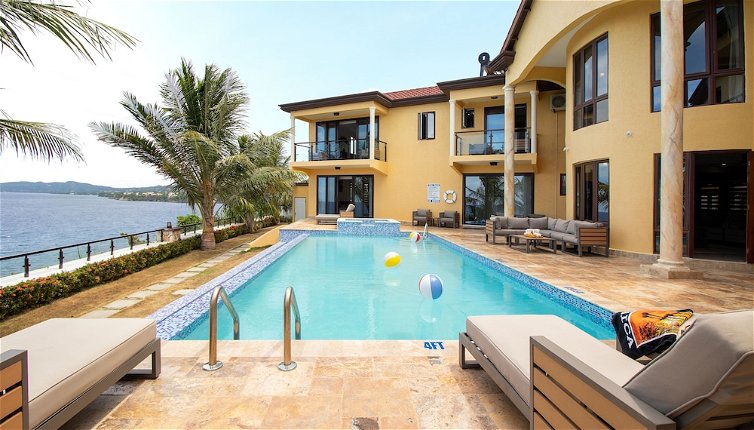 Photo 1 - Breathaking Luxury Cliffside Villa