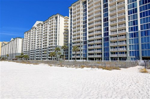 Foto 28 - Beachfront Condo w/ Gulf Views From Large Balcony + Resort Amenities