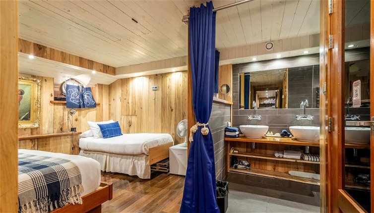 Foto 1 - Luxury Canary Wharf House Boat Room 1