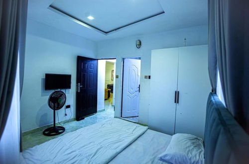 Photo 2 - Inviting 2-bed Apartment in Lagos