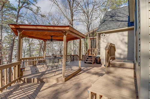 Foto 19 - Lakefront Arkansas Home w/ Deck, Grill & Cornhole