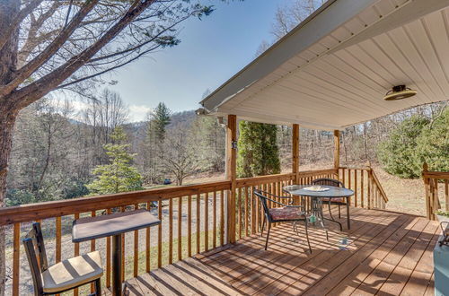 Photo 16 - Lovely Smoky Mountain Cottage w/ Deck + Views