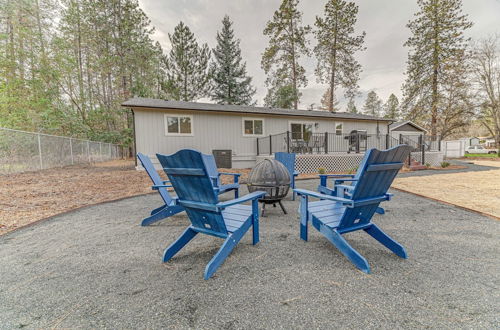 Foto 17 - Delightful Grants Pass Home With Hot Tub