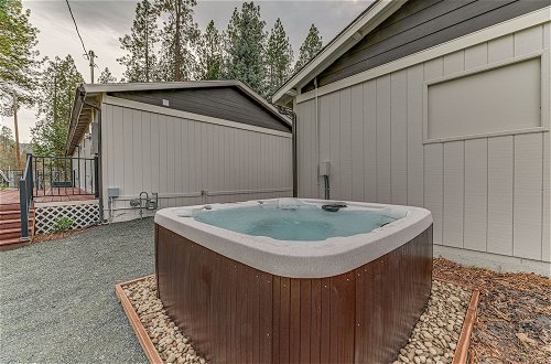 Foto 27 - Delightful Grants Pass Home With Hot Tub