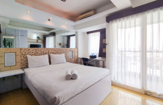 Photo 3 - Best Location 1Br Without Living Room Apartment Braga City Walk