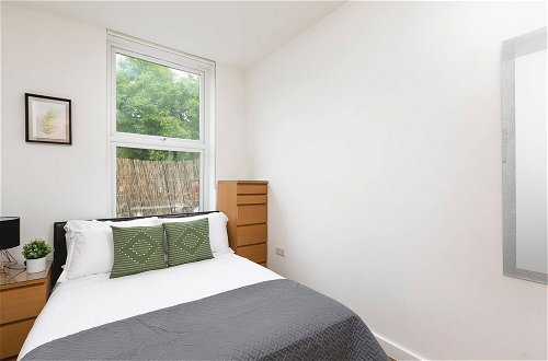 Foto 3 - Skyvillion - 2 Bed Apartment In Ladbroke Grove