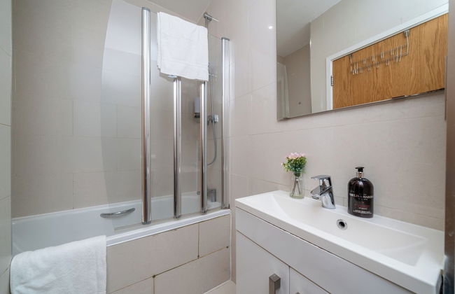 Skyvillion - 2 Bed Apartment In Ladbroke Grove - Foto 19