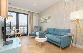 Foto 1 - Bright Blue Apartment by Renters