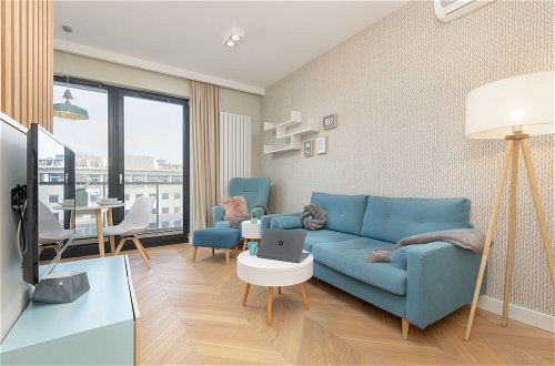 Foto 1 - Bright Blue Apartment by Renters
