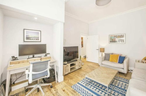 Photo 7 - Striking & Modern 2BD Flat W/garden - East Dulwich