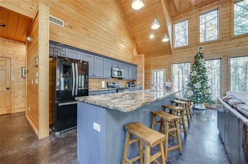 Photo 15 - Family-friendly Broken Bow Cabin w/ Game Room