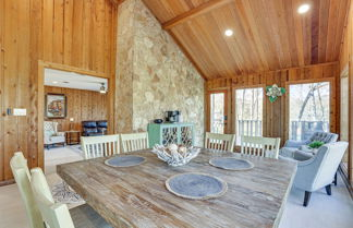 Photo 2 - Ranch-style Brookshire Home w/ Deck + Hot Tub