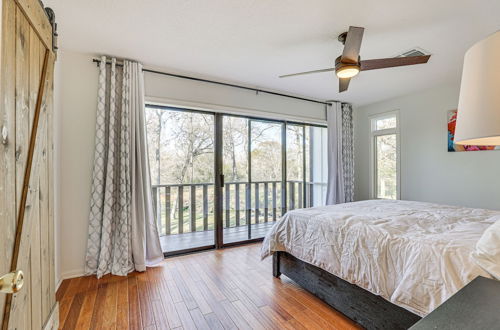 Photo 38 - Ranch-style Brookshire Home w/ Deck + Hot Tub