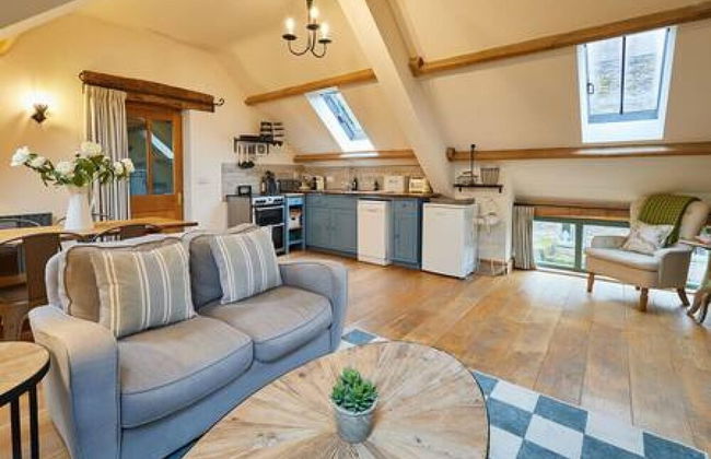 Host Stay Llewenau Draw Barn - Foto 1