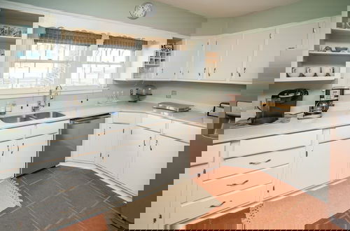 Foto 13 - Oleander House - Pet Friendly! Private Pool!