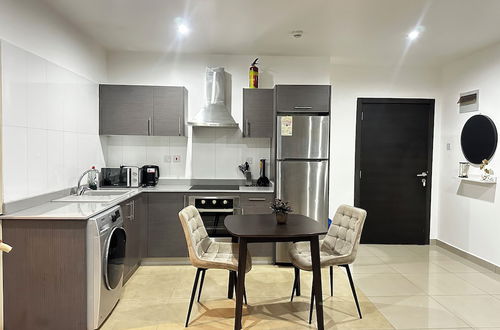 Photo 12 - Chic and stylish 2 bedroom apartment