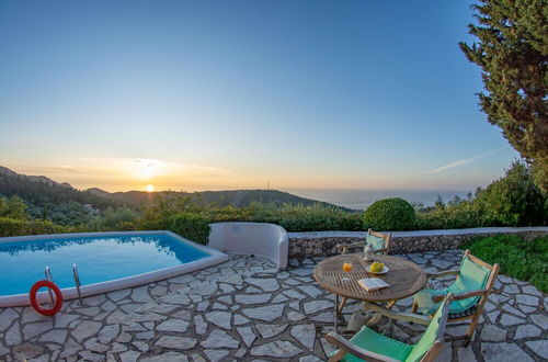 Photo 10 - Villa Myrtia - Agios Nikitas Villas