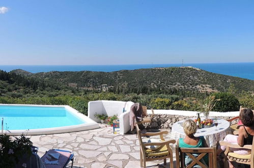 Photo 6 - Villa Myrtia - Agios Nikitas Villas