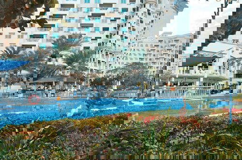 Foto 10 - Amazing 1BR at the Palm w Beach Pool Access