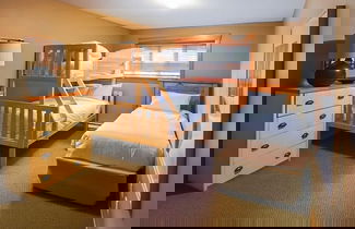 Foto 3 - Pinnacle Ridge Chalets by Fernie Lodging