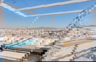 Foto 1 - 360 Athen s View at lux two Storey Penthouse