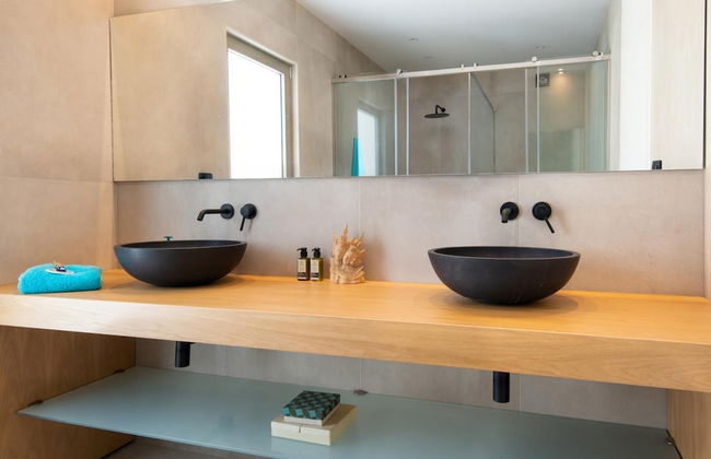 Seawhisper Villa in Paxi - Photo 21