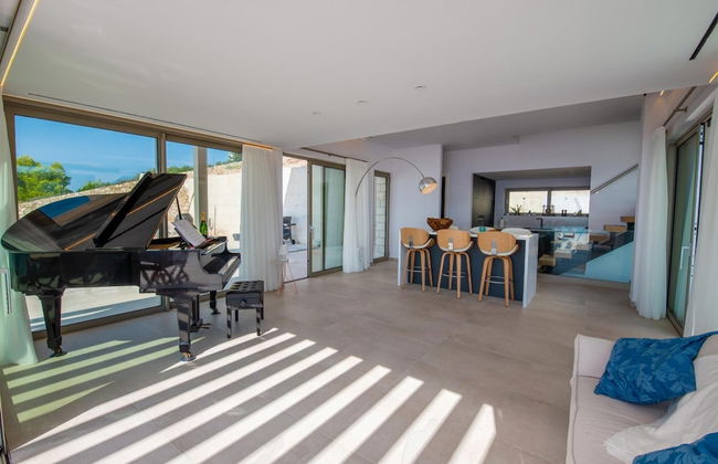 Seawhisper Villa in Paxi - Photo 13