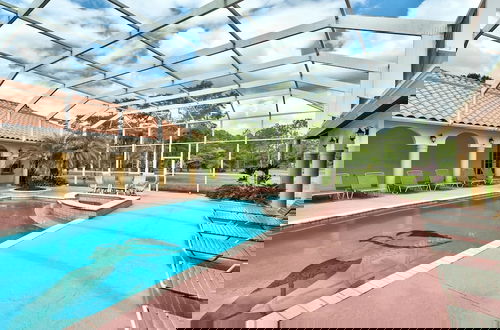 Foto 24 - Knickerbocker Estate: Elegant 9-BR Getaway in Naples. Enjoy Private Pool, Outdoor Dining, and Expansive Grounds, Experience Tranquility with Easy Access to Naples' Best