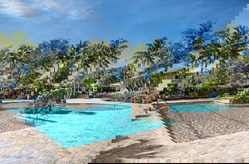 Photo 27 - Solterra Vacation Rental: Luxury 3-BR Condo with Lake & Golf Views. Access to Luxury Pool, Hot Tub, and Golf Courses at Lely Resort. Close to Naples Beaches, 5th Avenue S, and Marco Island