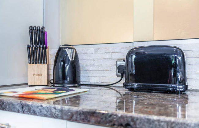 Cosy 1-bedroom Apartment - Putney High Street - Foto 3