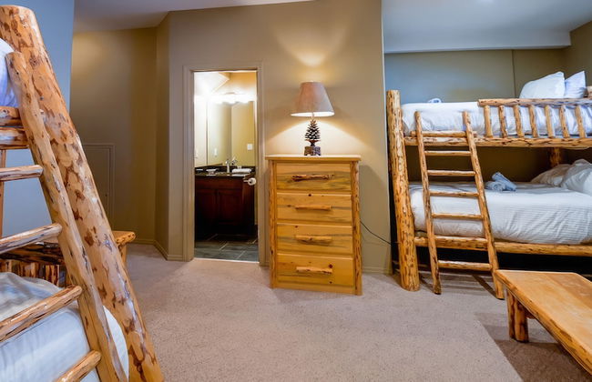 Thunder Ridge by Fernie Lodging CO - Foto 34