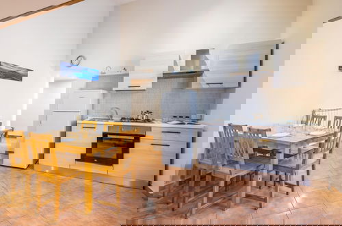 Foto 3 - Vomero Duplex Apartment by Wonderful Italy