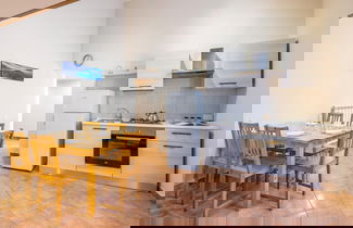 Foto 3 - Vomero Duplex Apartment by Wonderful Italy