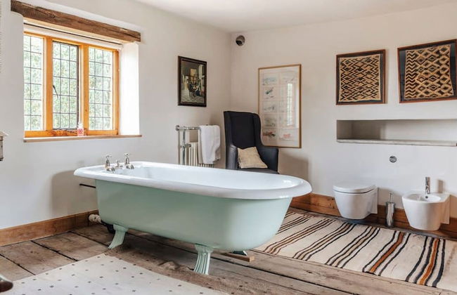 Lavish Tudor Estate Gardens - Sleeps 25 - Foto 19