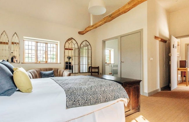Lavish Tudor Estate Gardens - Sleeps 25 - Foto 56