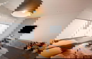 Foto 3 - w Sleek 2BR in Miraflores
