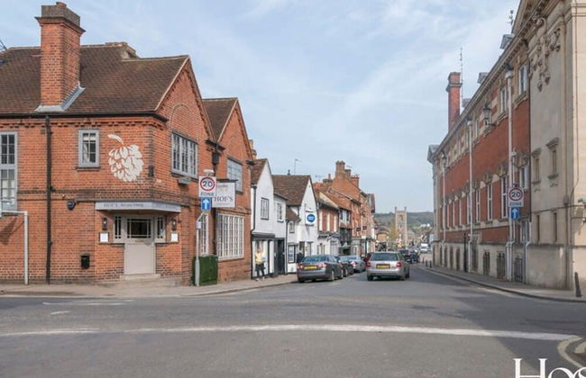 Stunning Character House In The Centre of Henley - Foto 16