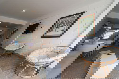 Photo 34 - Amazing Loft With Spectacular Ocean View