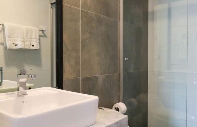 w Charming 2BR Near Central Restaurante - Foto 18