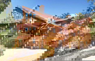 Foto 2 - Starlight Retreat by Avantstay Gorgeous Log Style Home w/ Incredible Views!
